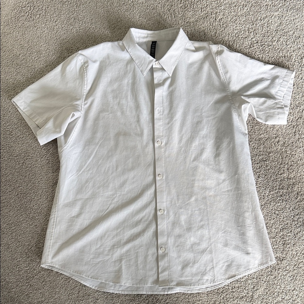 lululemon athletica White Men's Casual Button Down Shirt